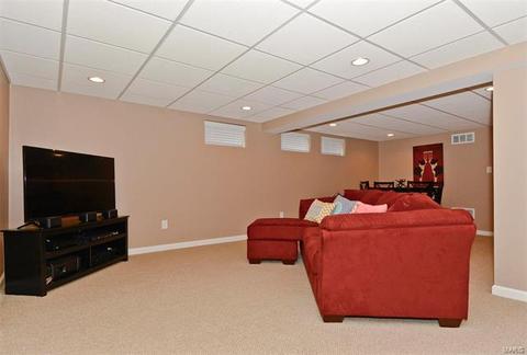 814 Westrun Dr, Ballwin, MO 63021 photo 30