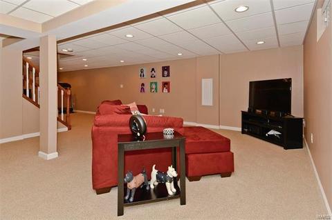814 Westrun Dr, Ballwin, MO 63021 photo 31