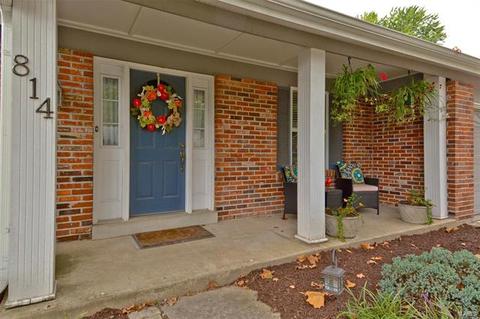 814 Westrun Dr, Ballwin, MO 63021 photo 2