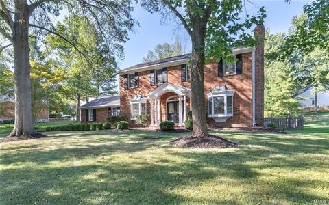 1025 Del Ebro Dr, Ballwin, MO 63011 photo 2