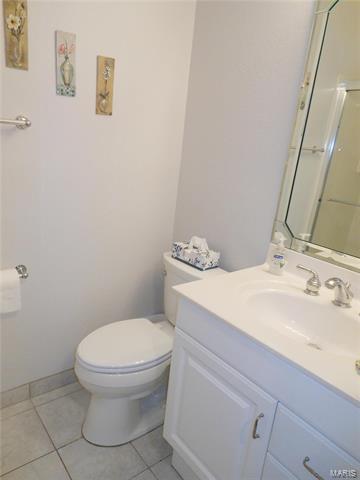 1061 Whitegate Ct, O'fallon, MO 63366 photo 20