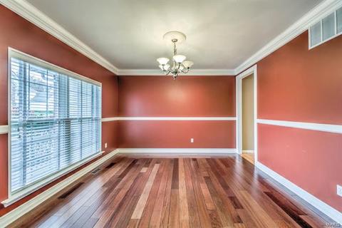 1041 Stone Spring Ct, Eureka, MO 63025 photo 7