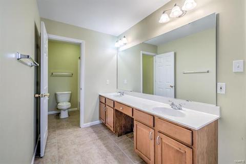 1041 Stone Spring Ct, Eureka, MO 63025 photo 14