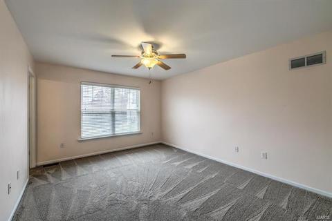 1041 Stone Spring Ct, Eureka, MO 63025 photo 17