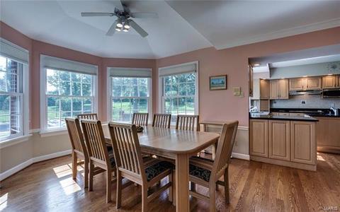 12 Upper Barnes Rd, Ladue, MO 63124 photo 11