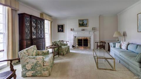 12 Upper Barnes Rd, Ladue, MO 63124 photo 6