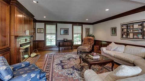 12 Upper Barnes Rd, Ladue, MO 63124 photo 16