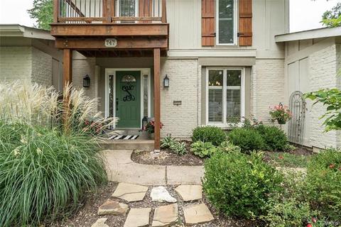747 Penny Ct, Ballwin, MO 63011 photo 2