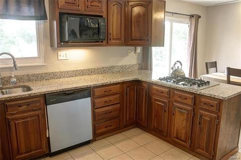 359 Messina, Ballwin, MO 63021 photo 6