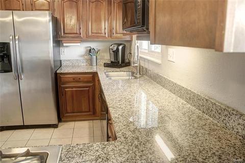 359 Messina, Ballwin, MO 63021 photo 11