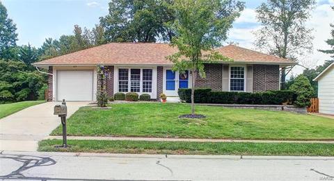 359 Messina, Ballwin, MO 63021 photo 2
