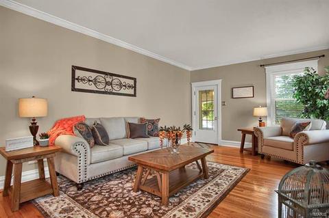 5705 Gresham Ave, Saint Louis, MO 63109 photo 7