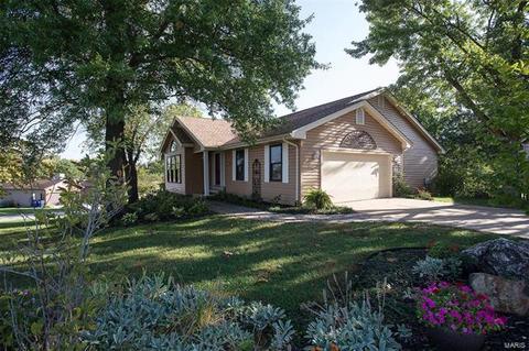744 Cedar Glen Dr, Weldon Spring, MO 63304 photo 1