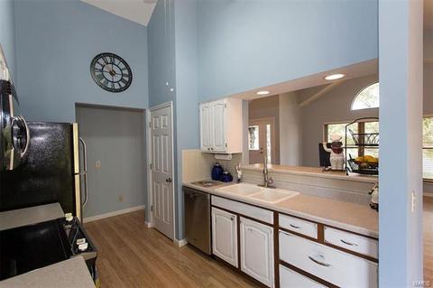 744 Cedar Glen Dr, Weldon Spring, MO 63304 photo 15