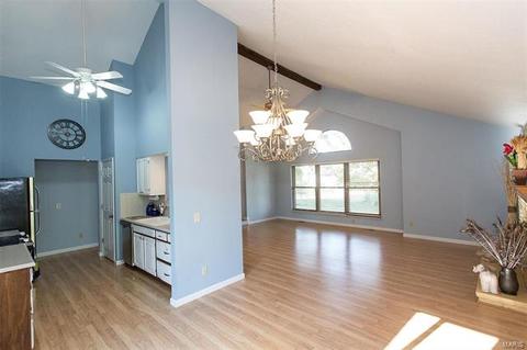 744 Cedar Glen Dr, Weldon Spring, MO 63304 photo 5