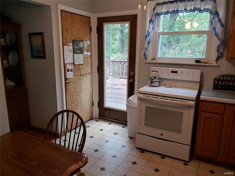 449 Vail Ct, Ballwin, MO 63021 photo 8