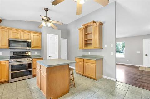 5 Springwind Ct, O'fallon, MO 63366 photo 7