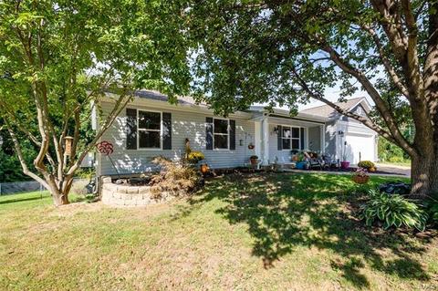 5 Springwind Ct, O'fallon, MO 63366 photo 2