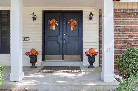 245 Cedar Trail Dr, Ballwin, MO 63011 photo 2