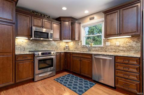 245 Cedar Trail Dr, Ballwin, MO 63011 photo 10