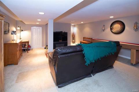 306 Raymond, O'fallon, MO 63366 photo 29