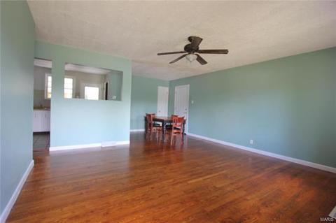 634 Parker Dr, Ballwin, MO 63021 photo 3