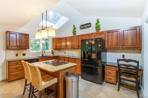 627 Shadowridge Dr, Wildwood, MO 63011 photo 8
