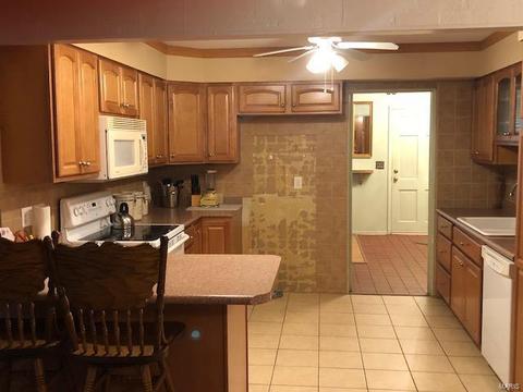 504 Lorene Dr, O'fallon, MO 63366 photo 6