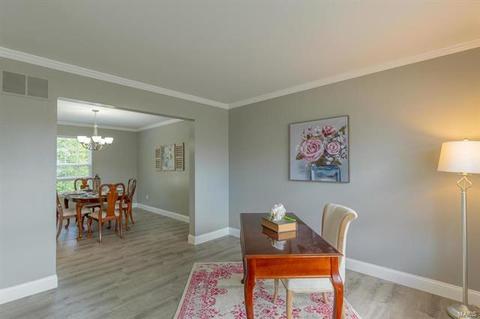 2456 Eagle Frst, Saint Charles, MO 63303 photo 8