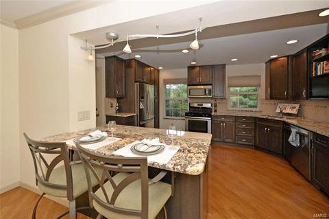 313 Glyn Cagny Rd, Ballwin, MO 63021 photo 6