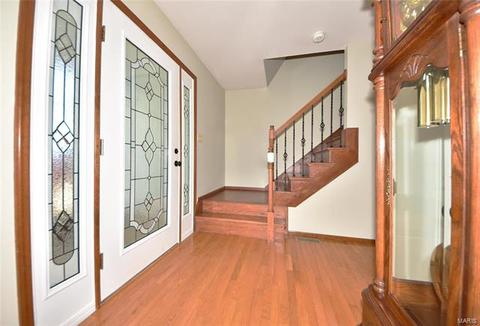 1705 Forest Trace Dr, O'fallon, MO 63368 photo 2