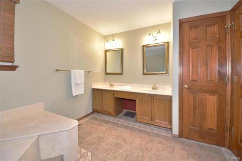 1705 Forest Trace Dr, O'fallon, MO 63368 photo 20