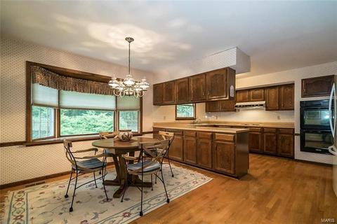 609 Stablestone, Chesterfield, MO 63017 photo 8