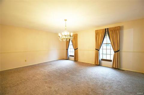 565 Arblay, Manchester, MO 63011 photo 6