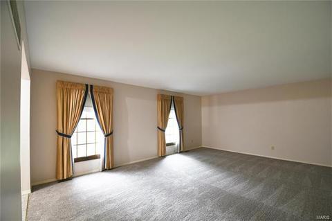 565 Arblay, Manchester, MO 63011 photo 4