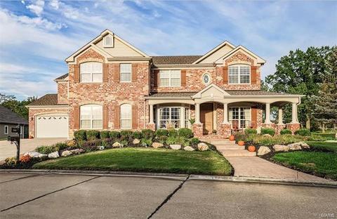 608 Thorntree Ln, Eureka, MO 63025 photo 2