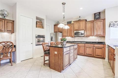608 Thorntree Ln, Eureka, MO 63025 photo 16