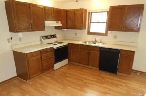 1144 Derbyshire Dr, Manchester, MO 63021 photo 5