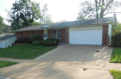 1144 Derbyshire Dr, Manchester, MO 63021 photo 1