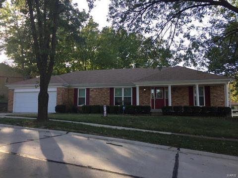 1005 Parkwatch, Ballwin, MO 63011 photo 1