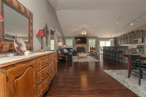 14 Homefield Ct, O'fallon, MO 63366 photo 4
