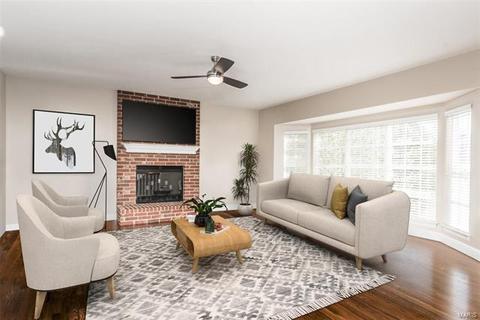 690 Rolling Thunder Dr, O'fallon, MO 63368 photo 2