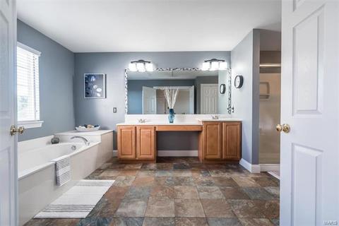 690 Rolling Thunder Dr, O'fallon, MO 63368 photo 15