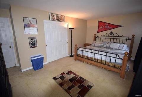 560 Elm Xing, Ballwin, MO 63021 photo 24