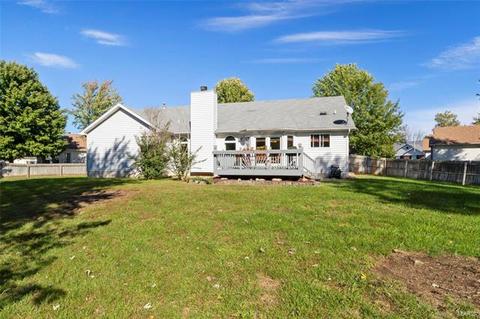 11 Summer Pointe Ct, O'fallon, MO 63366 photo 2