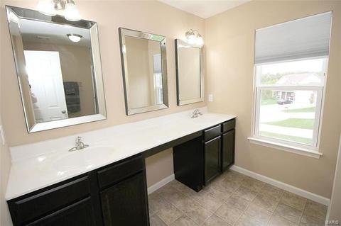 808 Bluff Brook Dr, O'fallon, MO 63366 photo 13