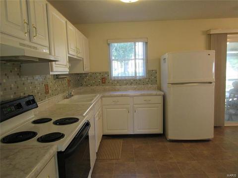 4115 Bain Ct, Bridgeton, MO 63044 photo 3