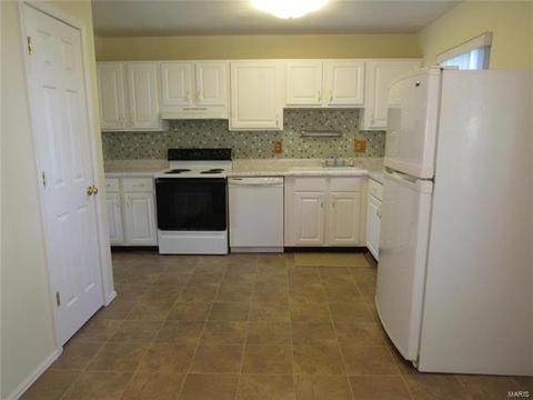 4115 Bain Ct, Bridgeton, MO 63044 photo 5
