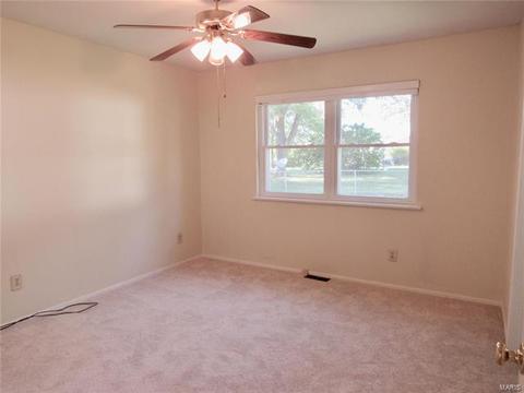 4115 Bain Ct, Bridgeton, MO 63044 photo 6