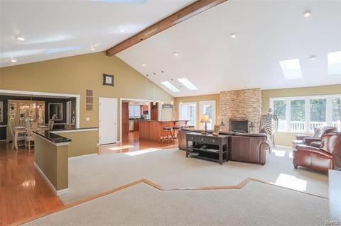 459 Shadowridge Ct, Wildwood, MO 63011 photo 5